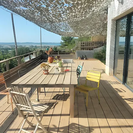 Le Qg Pour 4 *